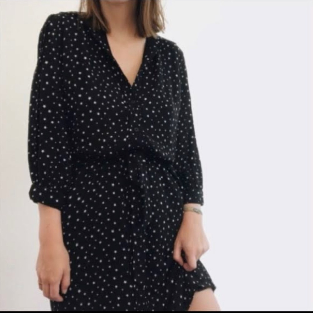 EUC BANANA REPUBLIC BUTTON DOWN BELTED DRESS